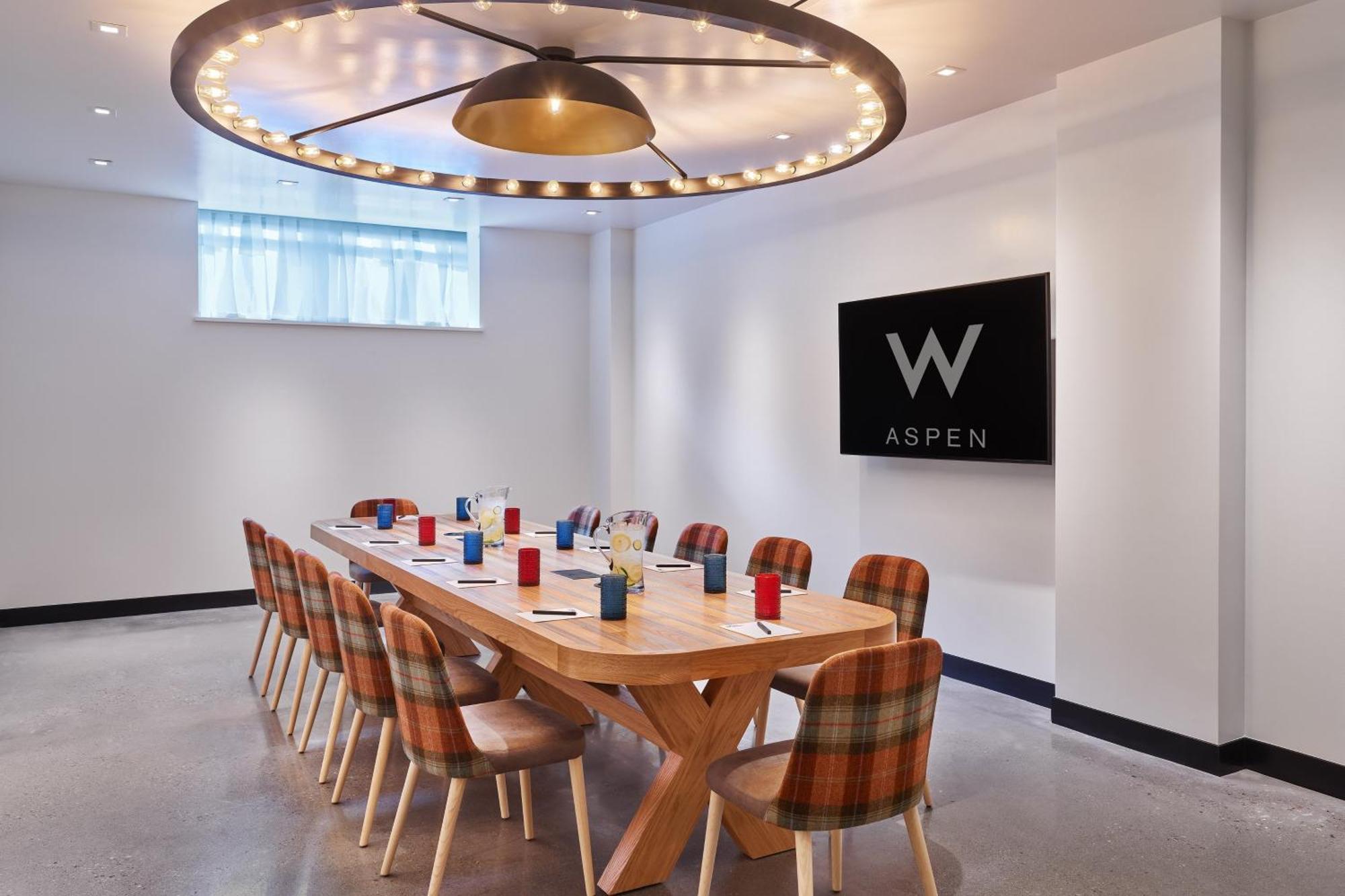 W Aspen Hotel Kültér fotó