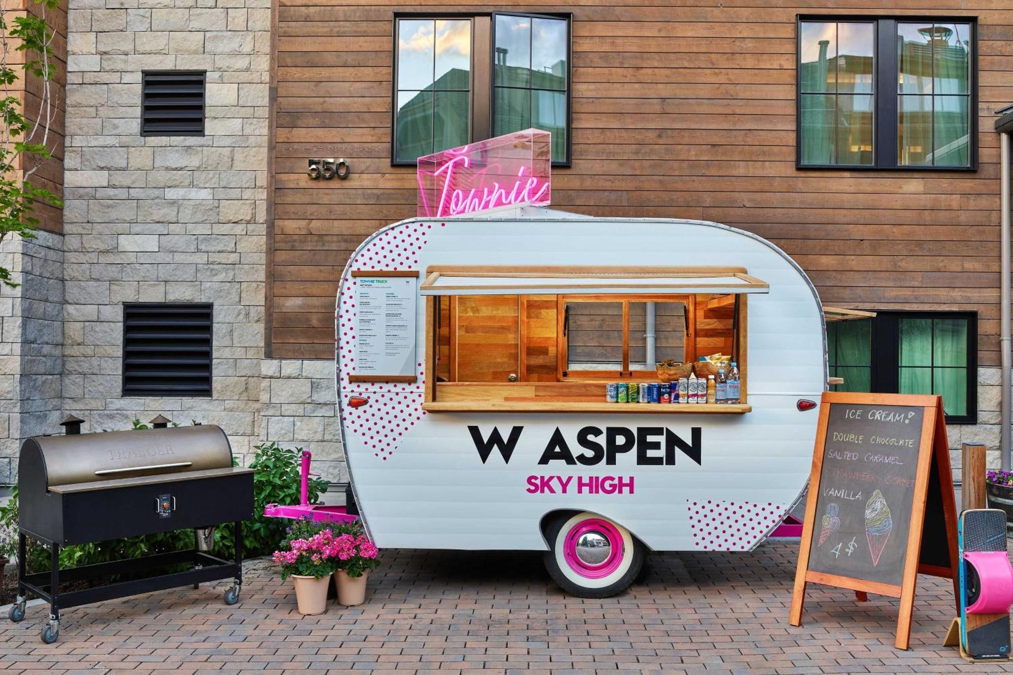 W Aspen Hotel Kültér fotó