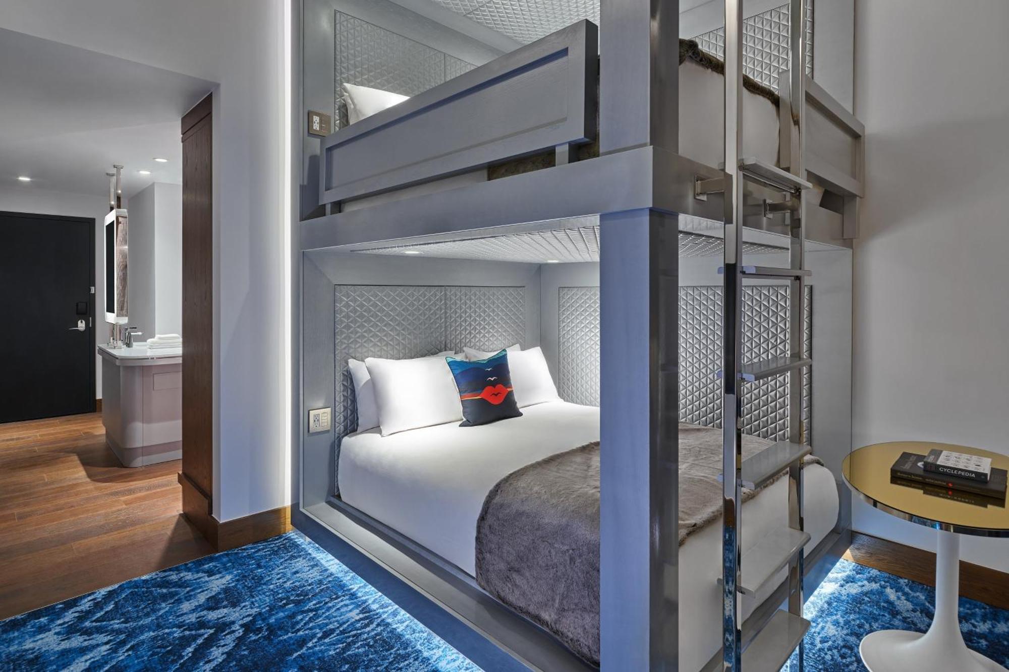 W Aspen Hotel Kültér fotó